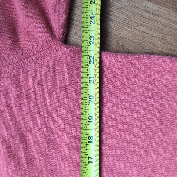 Best of Scotland Cashmere Men's V-neck Sweater, Large/EU 48 - Picture 7 of 8